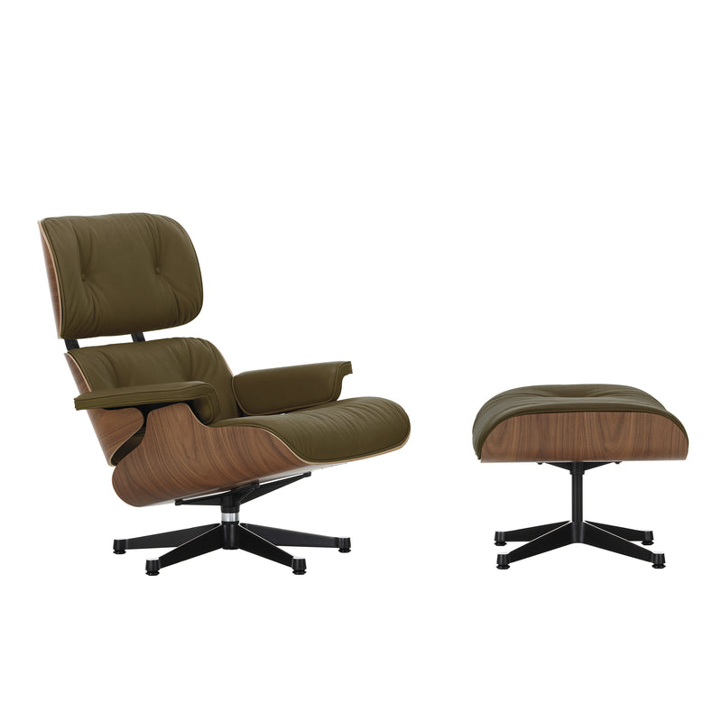 Vitra - Lounge Chair & Ottoman | Leder Premium F 58 khaki / Nussbaum natur / poliert / Seiten schwarz