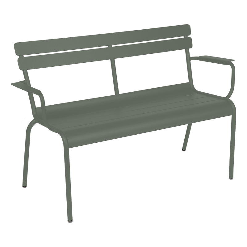Fermob - Luxembourg Gartenbank mit Armlehne | rosmarin