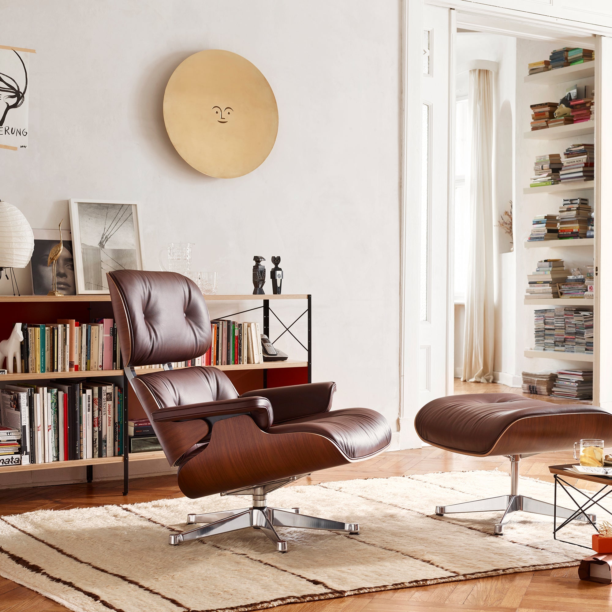 Vitra - Lounge Chair &amp; Ottoman