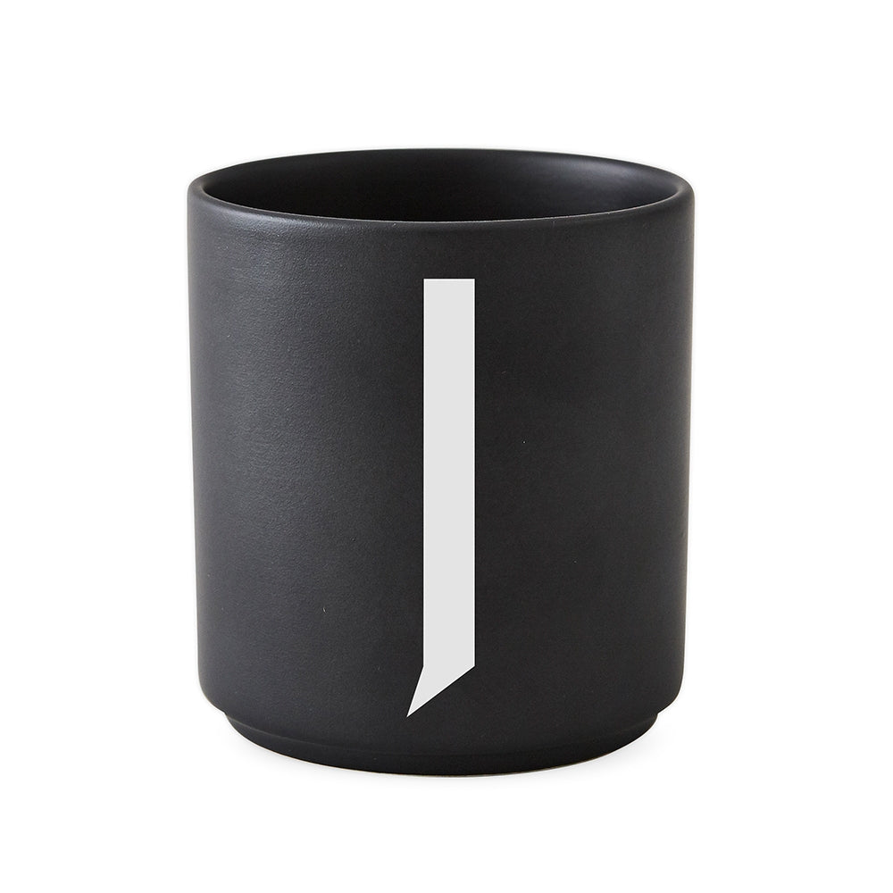 Design Letters - AJ Porzellan Becher | J / schwarz