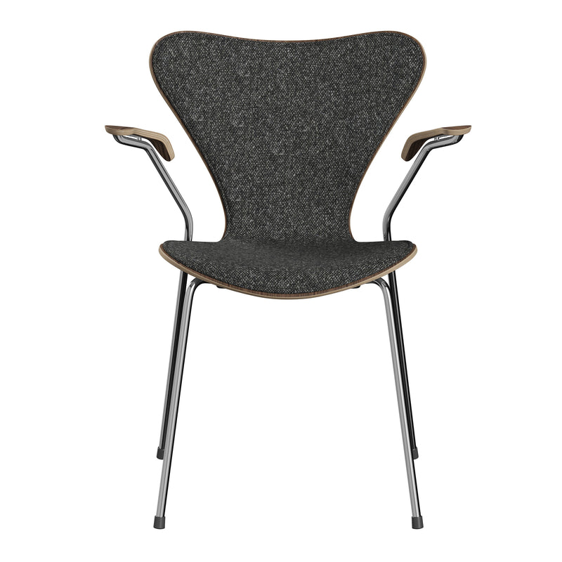 Fritz Hansen - Serie 7 Stuhl (Frontpolster) | Vanir granite brown (373) / mit Arrmlehne