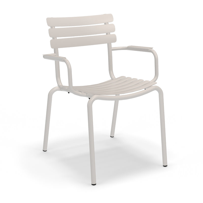 HOUE - ALUA Outdoor Dining Armlehnstuhl | muted white