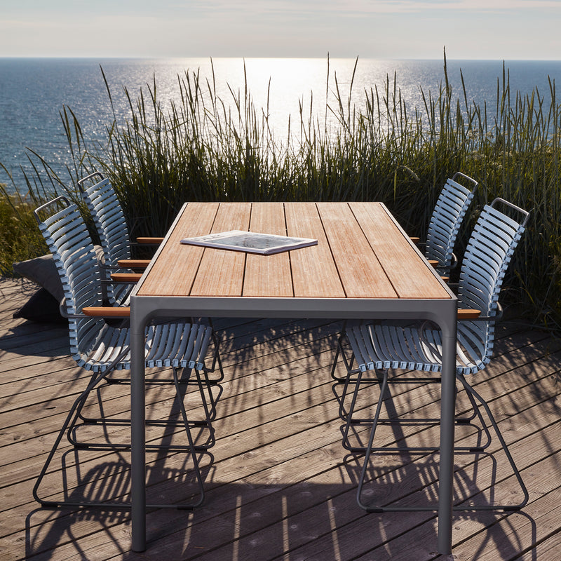 HOUE - FOUR Outdoor Tisch