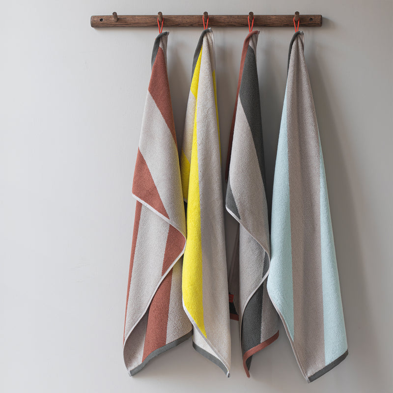 Mette Ditmer - Diagonal Handtuch