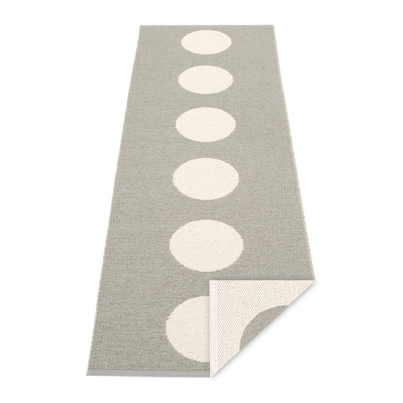 Pappelina - Vera Wendeteppich (70 cm) | 70 x 225 cm / warmgrey/vanilla