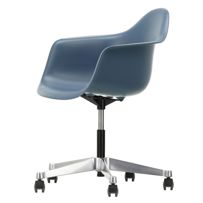 Vitra - Eames Plastic Armchair PACC | meerblau RE